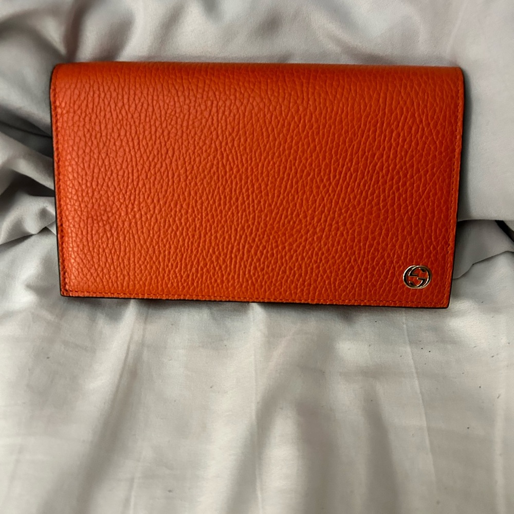 Medium Gucci Betty Wallet